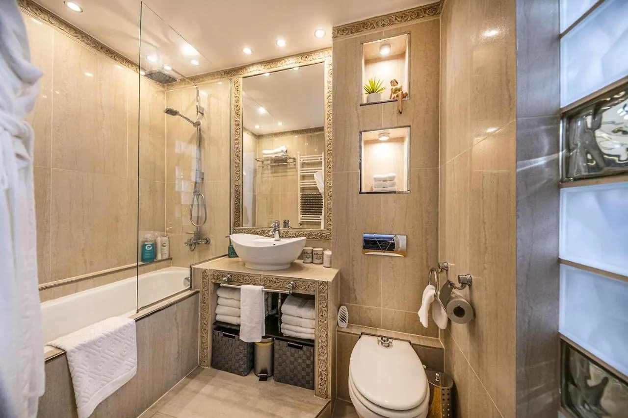 Bp Apartments Central Budapest